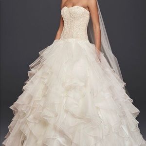 Oleg Cassini Wedding Gown